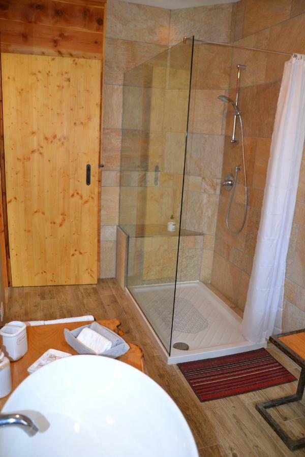 B&B L'Albero E Le Stelle Borgo San Dalmazzo Eksteriør billede